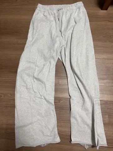 INHERIT 그레이 스웨트 팬츠