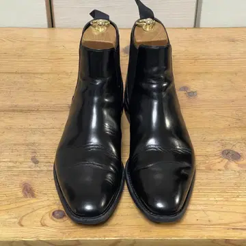 처치의 첼시 부츠 85