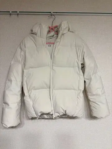 심리스 다운 후드티 유니클로 UNIQLO S 사이즈 화이트