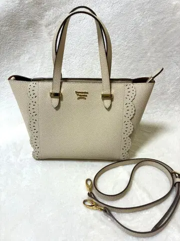 [ 새상품급 ] Samantha Thavasa 스캘럽 토트백