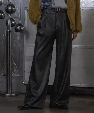 DABO 루즈 가죽 와이드 팬츠(HARE)