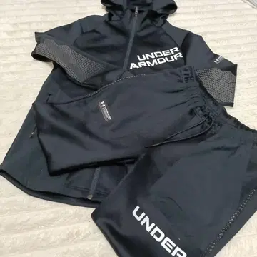UNDER ARMOUR 후드 부착 저지 세트 상의 M 하의 L