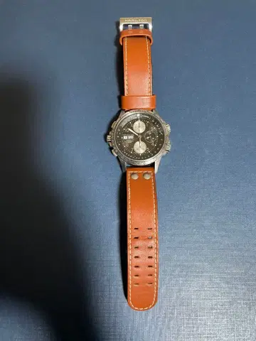 해밀턴 크로노그래프 손목시계