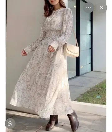 dazzlin 플리츠 슬리브 플레어 원피스