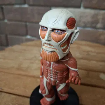 진격의 거인 MEGA 월드 컬렉터블 피규어 초대형 거인 와레코레