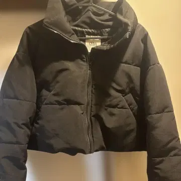 GYDA 다운 자켓 블랙