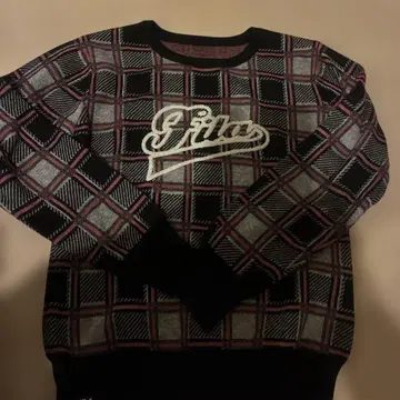 FILA 체크 무늬 스웨터 루즈핏