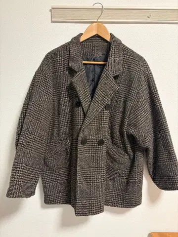 브라운 체크 무늬 자켓