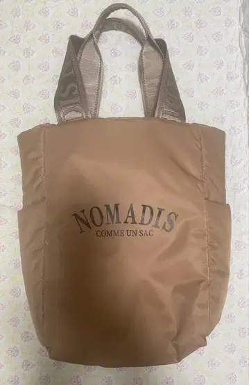 NOMADIS 브라운 토트백
