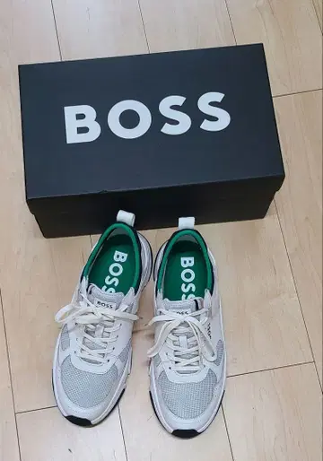 휴고보스 남성용 스니커즈 미사용