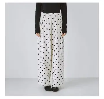 시루무린 Brushed fabric 개더 볼륨 팬츠