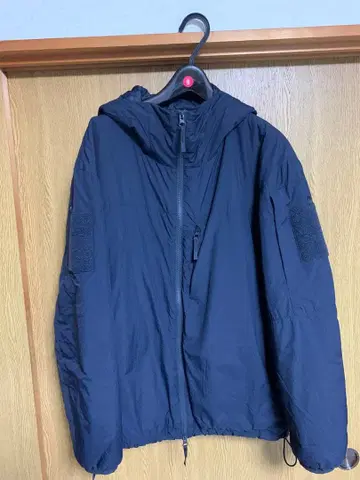 HIGH LOFT HOODIE JACKET PRIMALOFT