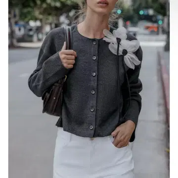 완판템 ZARA 플라워 리브 자켓 S 그레이 금기 신상