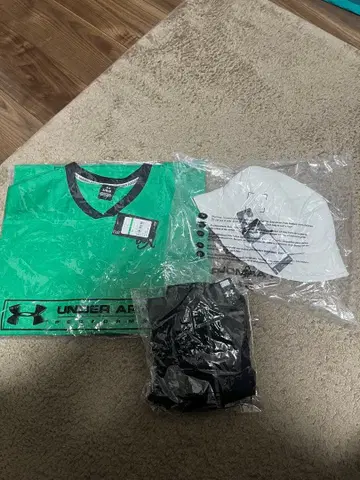 언더아머 3종 세트 L 사이즈