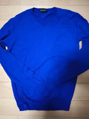 [ 선명한 블루 ] JOHN SMEDLEY V넥 니트 L 사이즈