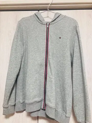 타미힐피거 후드 부착 후드티 그레이