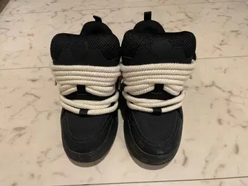 블랙 로프 스니커즈