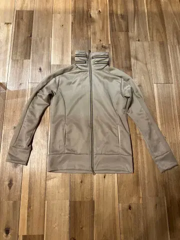 베이지 하이넥 저지