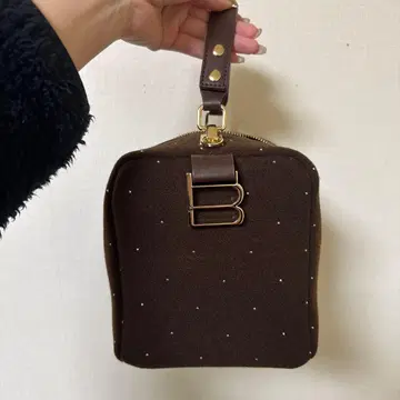 B. SPARKLE BOX BAG