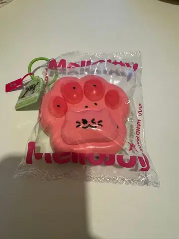 멜로 조이 스퀴즈 고양이 손톱