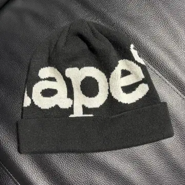AAPE 로고 니트 모자 블랙