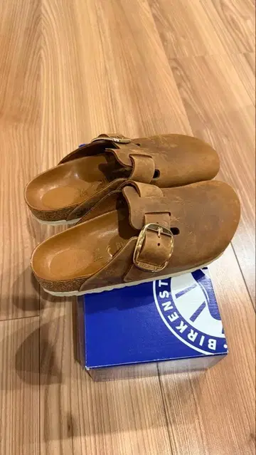Birkenstock 1회 착용 24cm 12/29 구매