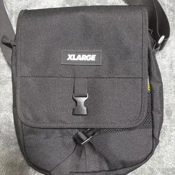XLARGE 숄더백 블랙