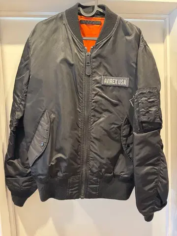 AVIREX USA MA-1 블랙 자켓
