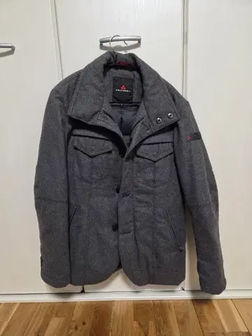 새상품급 PEUTEREY 퓌테리 벤슨 44 그레이 이탈리아제 다운