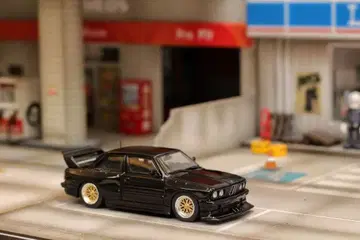 1/64 Street Weapon BMW E30 M3 LTO 블랙