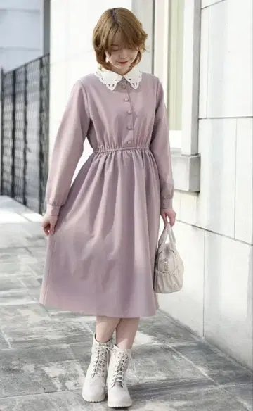 컷워크 클레릭 카라 원피스/F i.n.t