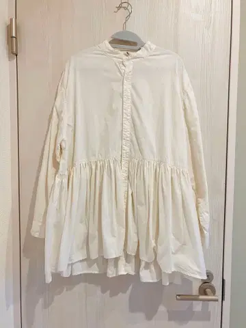 Brocante 플레어 블라우스 셔츠 생지 화이트