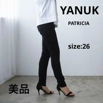 새상품급 YANUK Patricia 블랙 26
