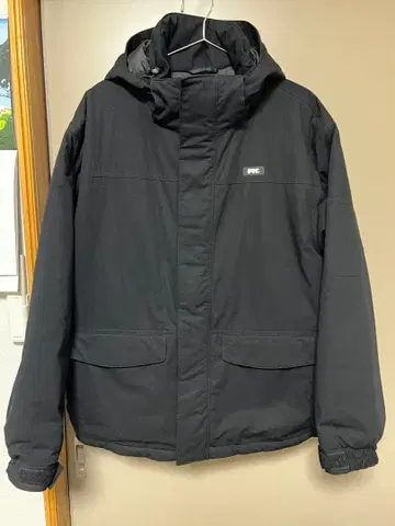 새상품급 FTC 블랙 마운틴 후드티