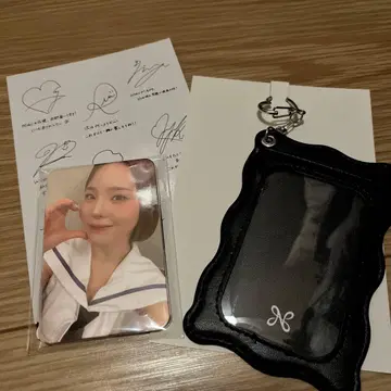 NiziU 트레이딩 카드 패스 케이스