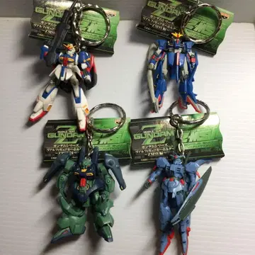 1 건담 피규어 키링 4개 세트 다중 구매 시 할인! 미사용품