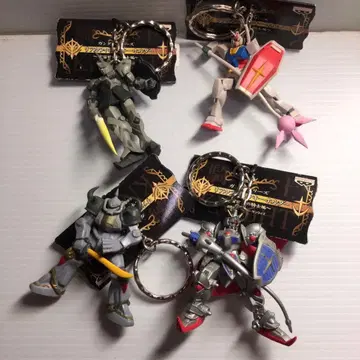 3 건담 피규어 키링 4개 세트 다중 구매 시 할인! 미사용품