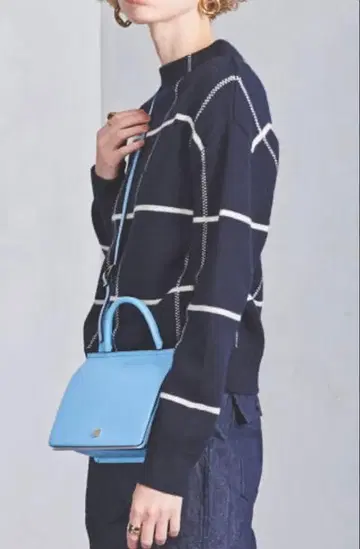 새상품급! OAD NEW YORK PRISM 숄더백