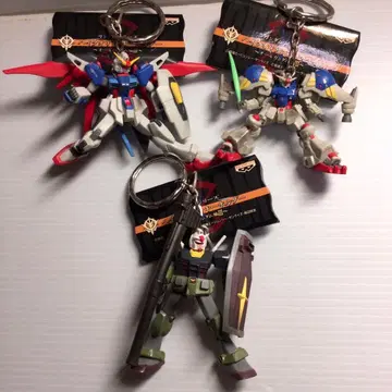 5 건담 피규어 키링 3개 세트 다중 구매 시 할인! 미사용품