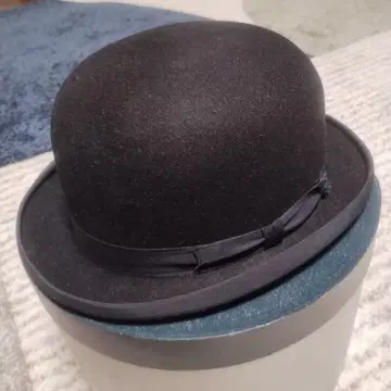 Bowler hat 블랙