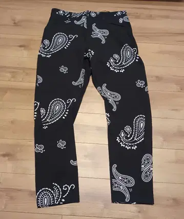 러셀노 골프 페이즐리 무늬 팬츠 사이즈 7 2XL