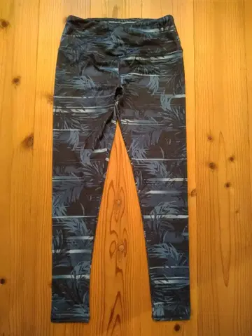 육상 여자 kissmark 야자수 패턴 레깅스 사이즈 M