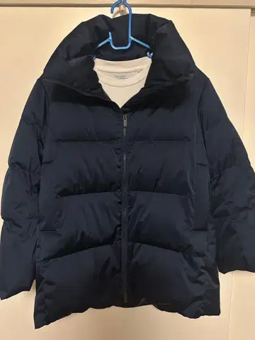 유니클로 다운 볼륨 자켓 네이비 L