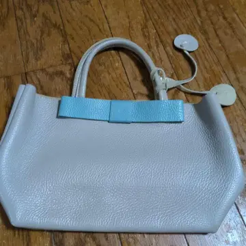 리본 포함 S 사이즈 핸드백