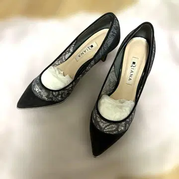 새상품급 DIANA 하이힐 펌프스