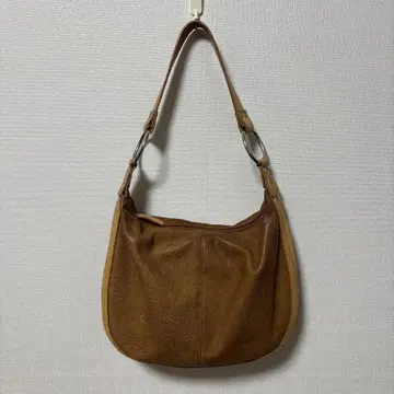 PICARD 카멜 가죽 원숄더백