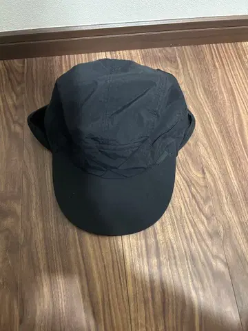 FLABSTUFF 블랙 후드 부착 캡