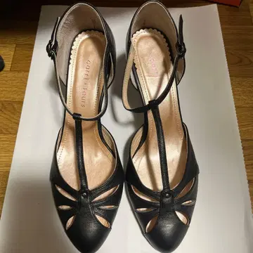 carri * fours 블랙 25cm 힐 포함 펌프스 샌들