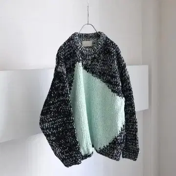 YOKE / INTARSIA CREWNECK SWEATER