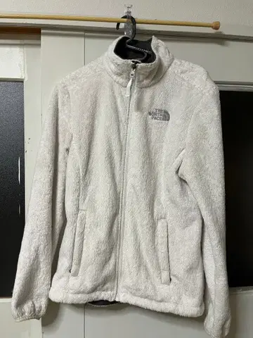 THE NORTH FACE 플리스 자켓 화이트 보아 지퍼
